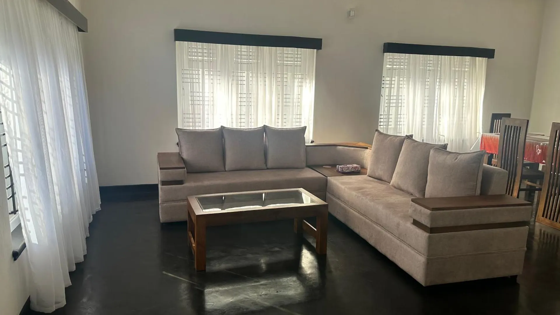 Negombo - Entire House - Sleeps 7 - Close To The Airport
