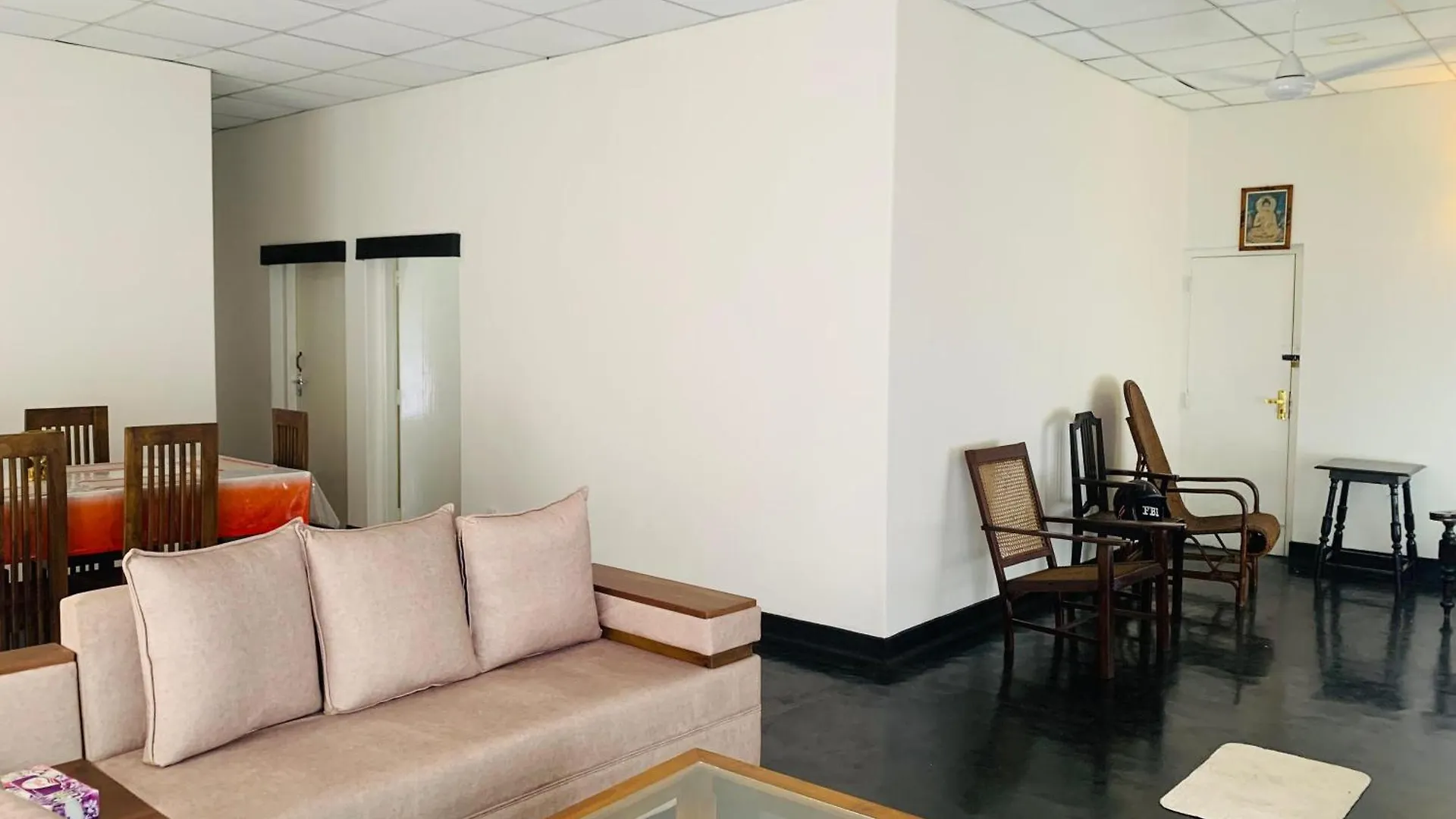 Negombo - Entire House - Sleeps 7 - Close To The Airport 스리랑카