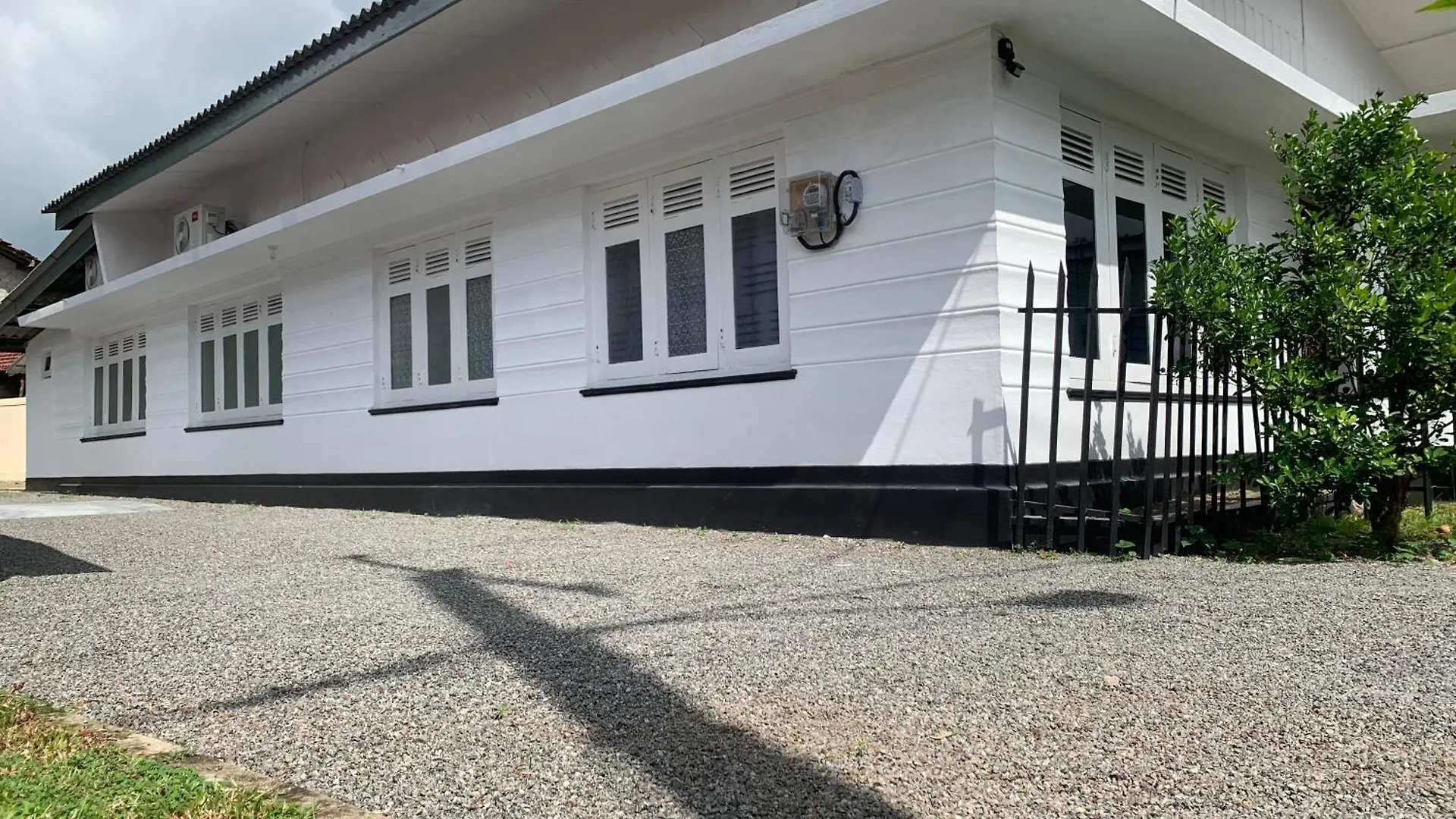 Negombo - Entire House - Sleeps 7 - Close To The Airport